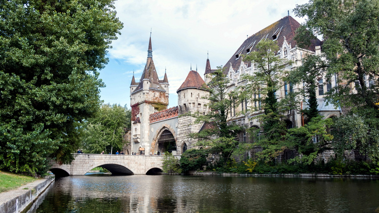 Reagált a Városligeti-tó fenntartója: senki nem ette meg a vadkacsákat, aranyhalak nem is voltak